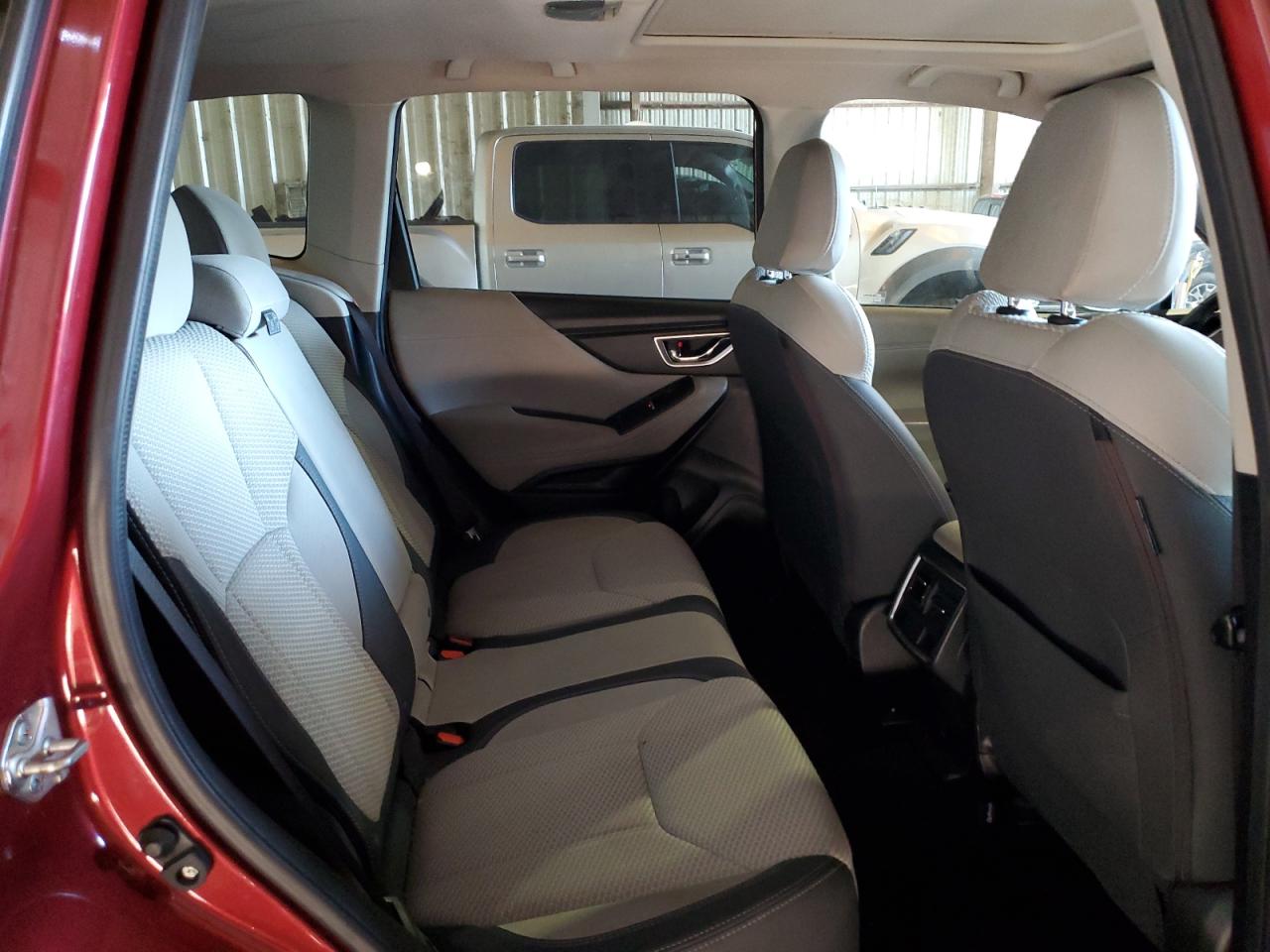 2020 Subaru Forester - Image 10