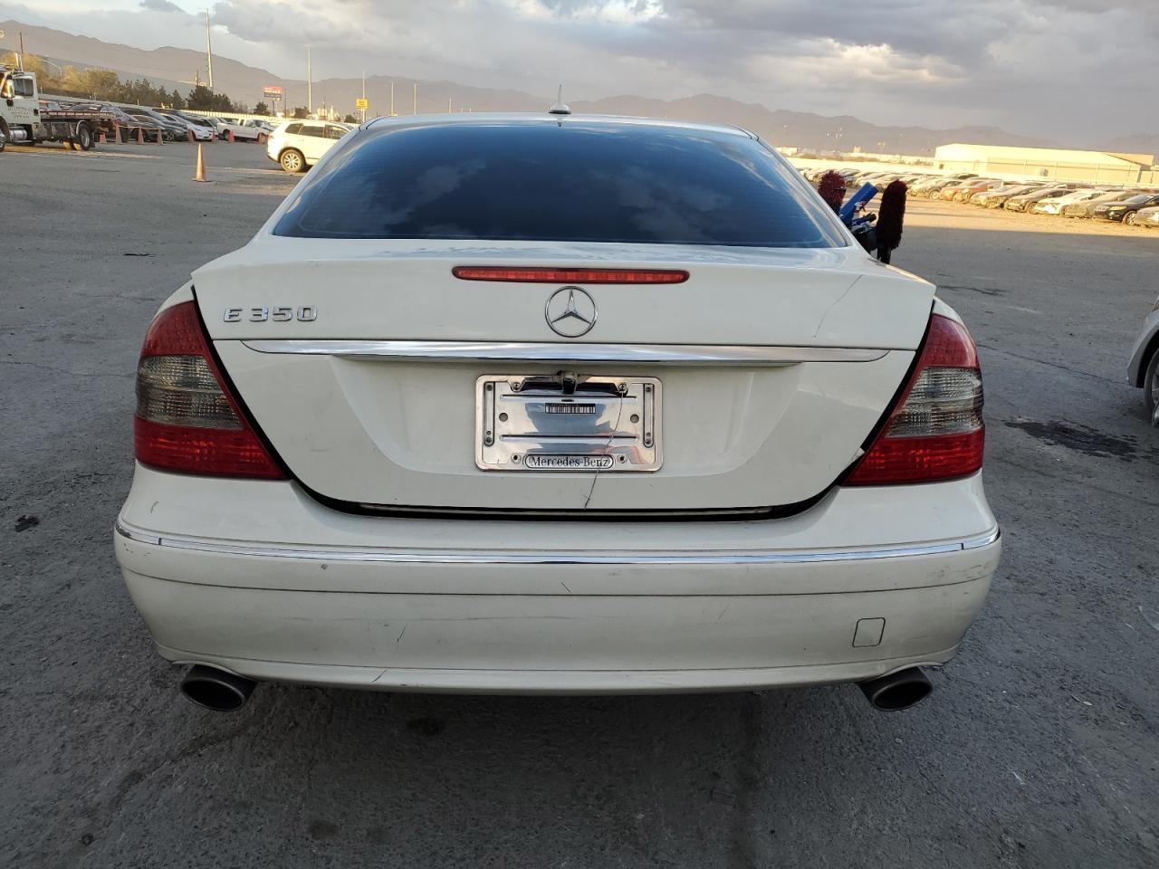 2007 Mercedes-Benz E 350 VIN: WDBUF56X67B047130 Lot: 80920364