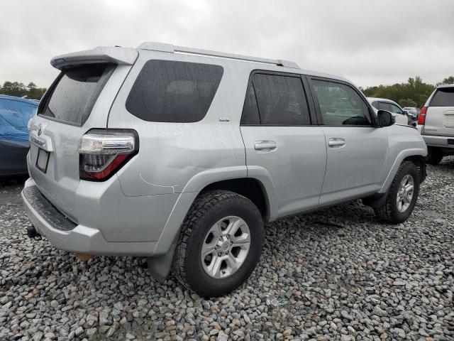  TOYOTA 4RUNNER 2017 Серебристый