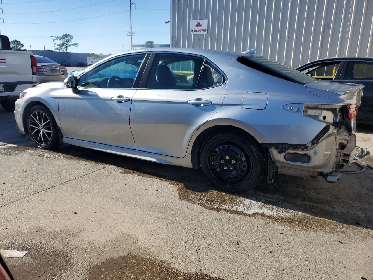 2022 Toyota Camry - Image 2
