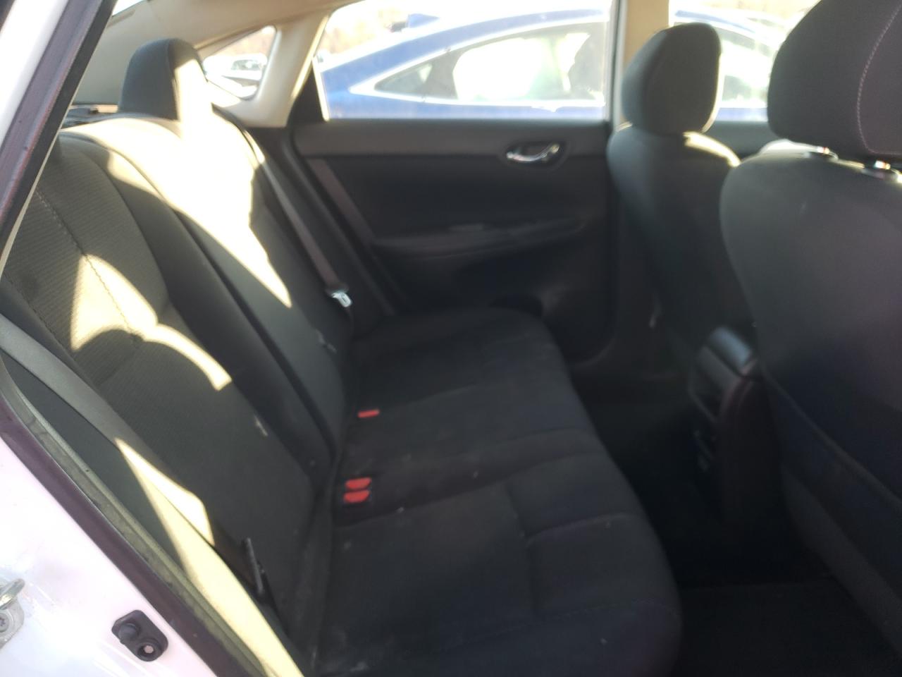 2017 Nissan Sentra - Image 10