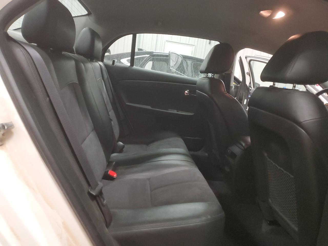 2011 Chevrolet Malibu - Image 11