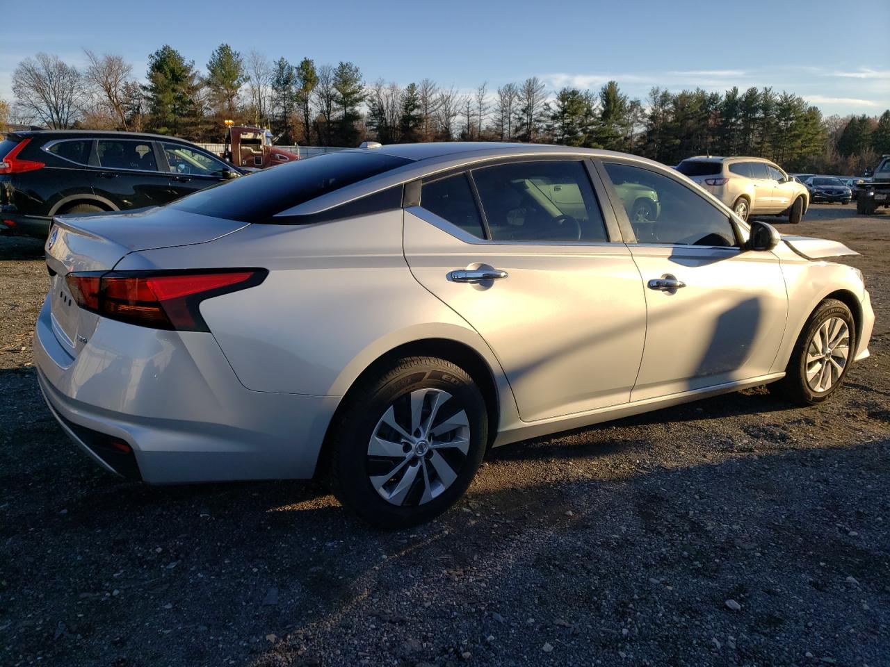2019 Nissan Altima - Image 3