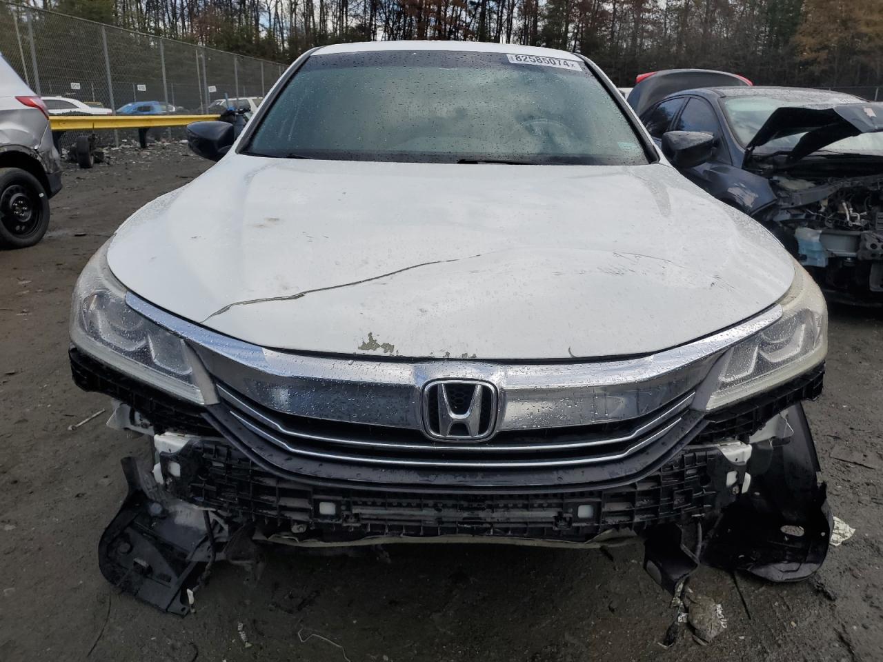 2017 Honda Accord - Image 5