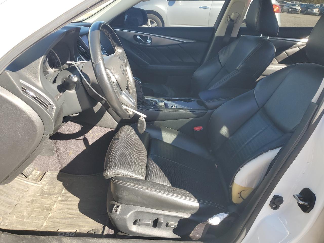 2018 Infiniti Q50 - Image 7