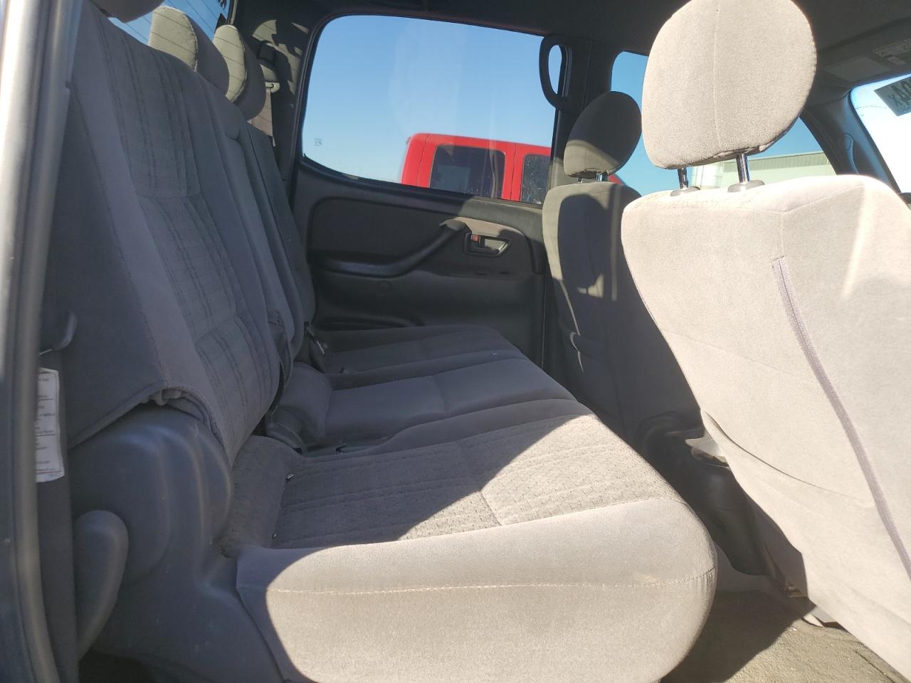 2006 Toyota Tundra - Image 10