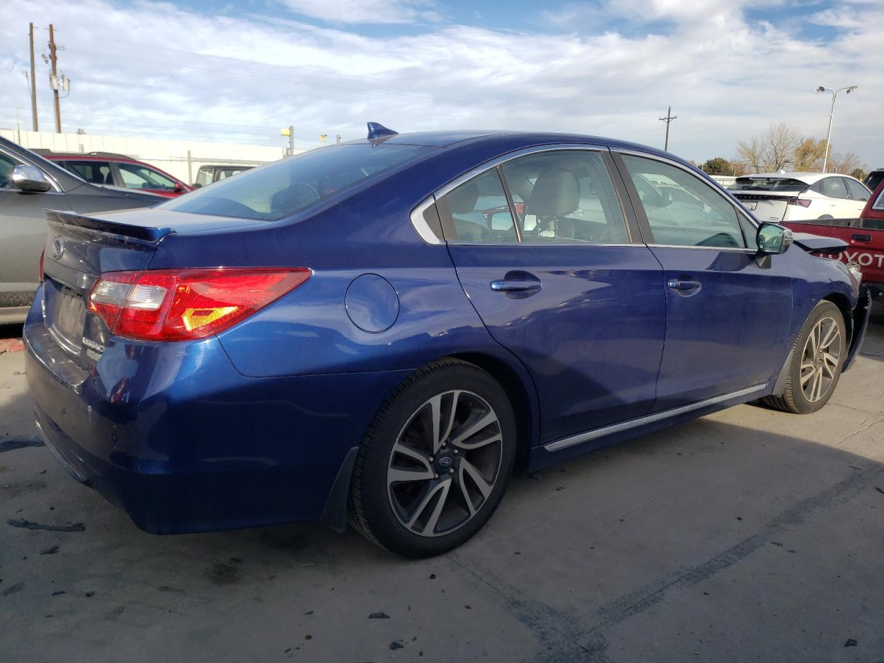 2017 Subaru Legacy - Image 3