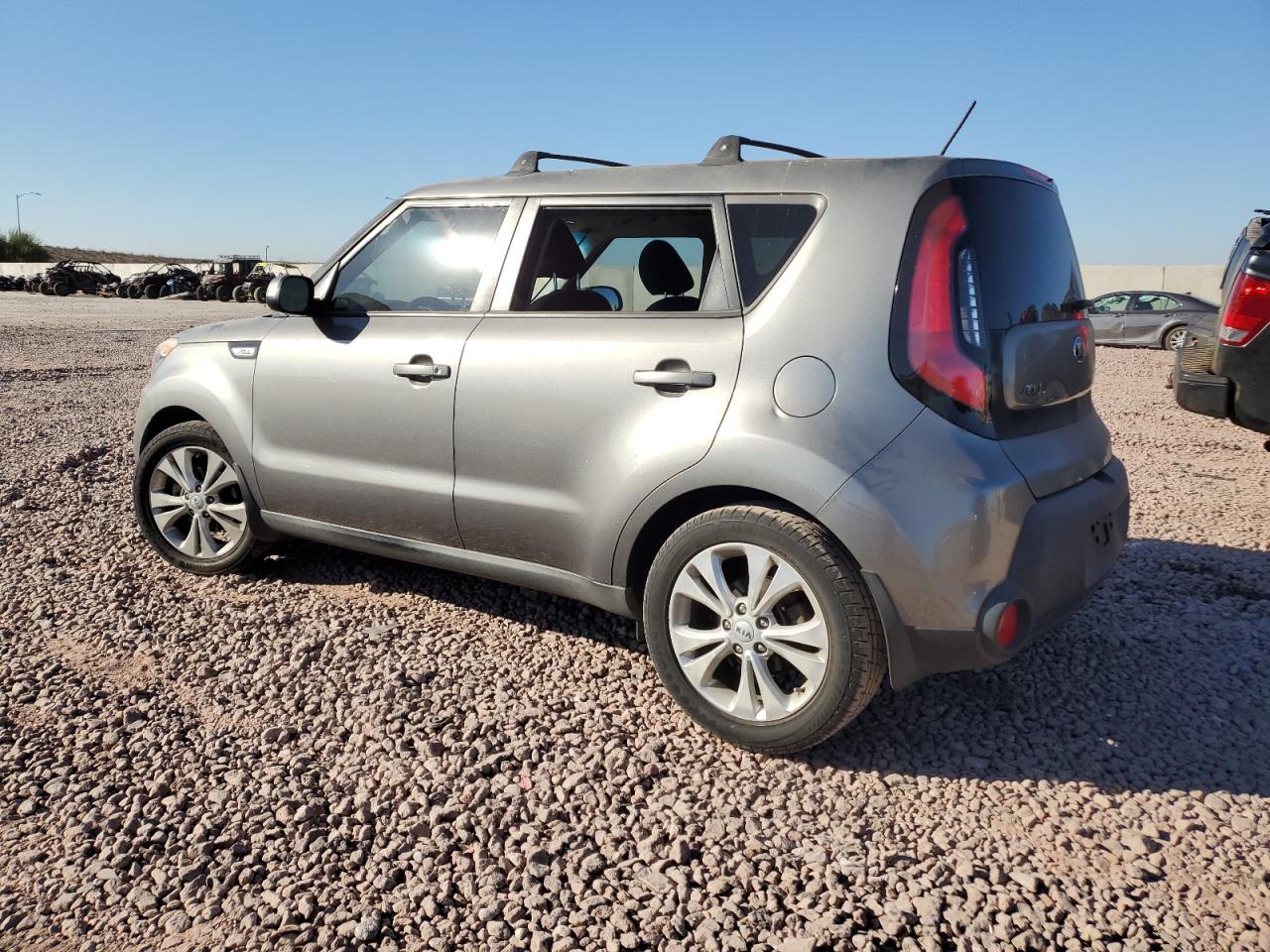 VIN KNDJP3A53F7140913 2015 KIA SOUL no.2