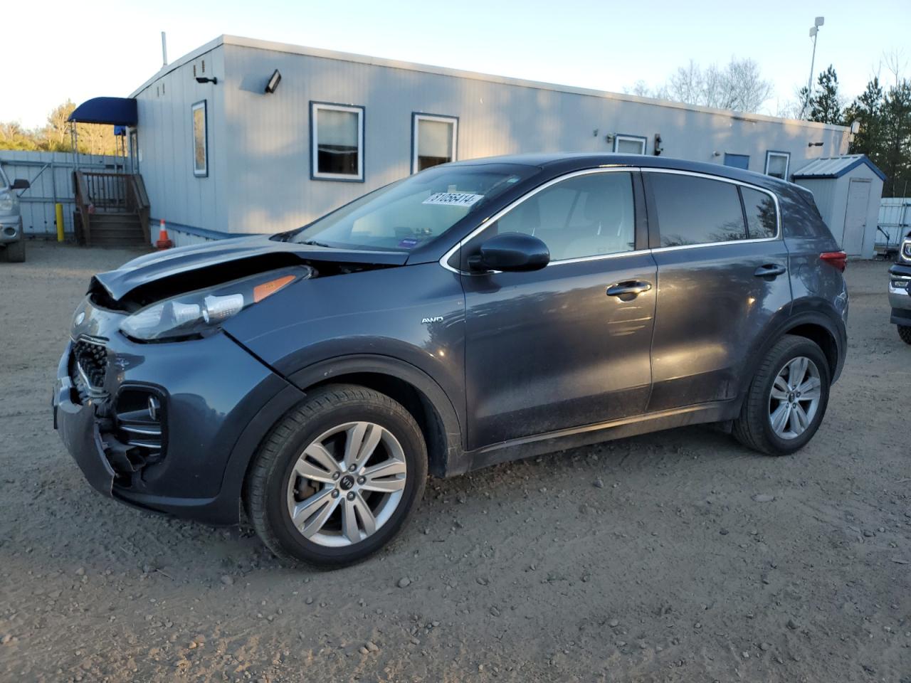 VIN KNDPMCAC3H7272347 2017 KIA SPORTAGE no.1