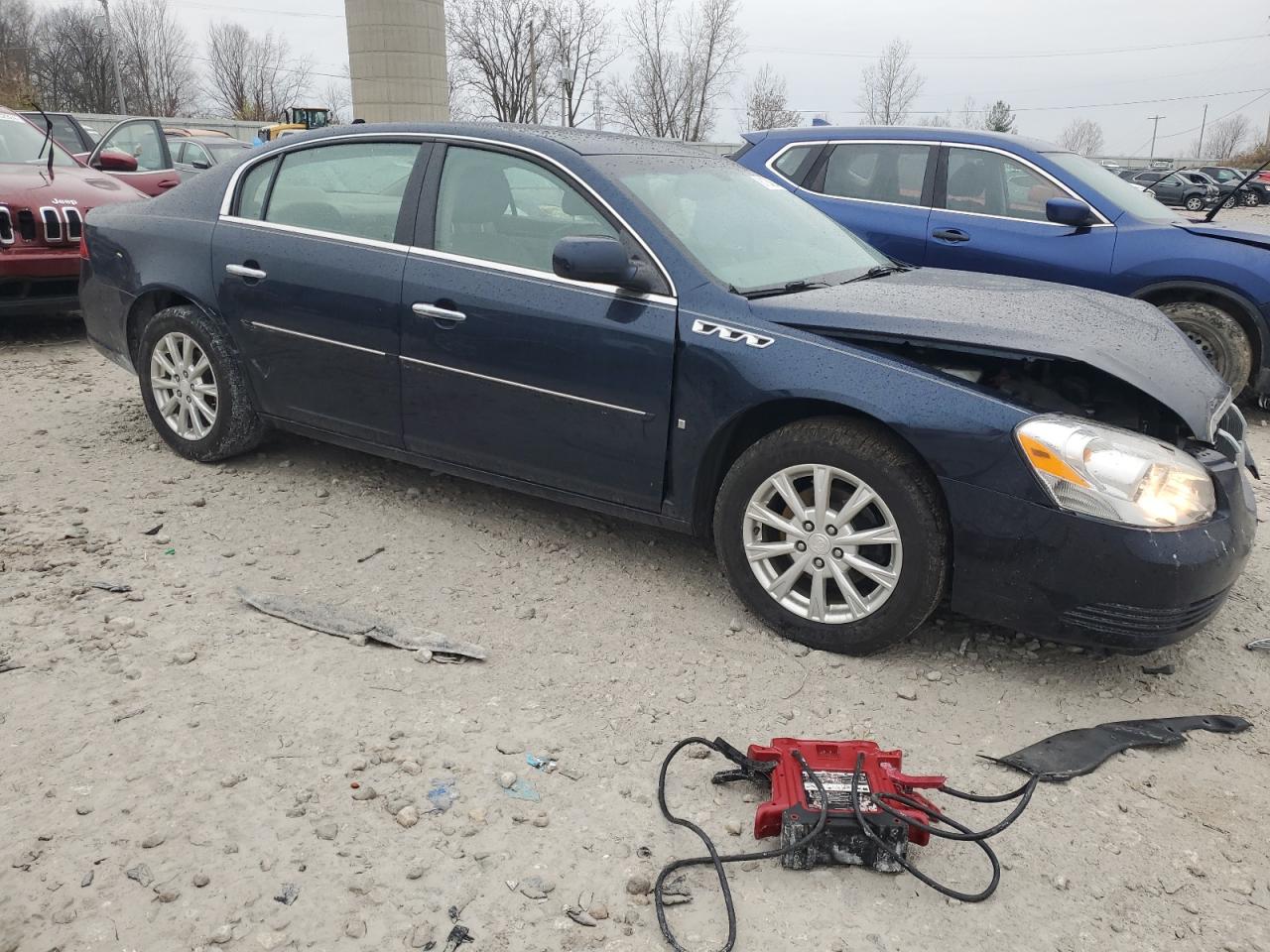 2009 Buick Lucerne - Image 4