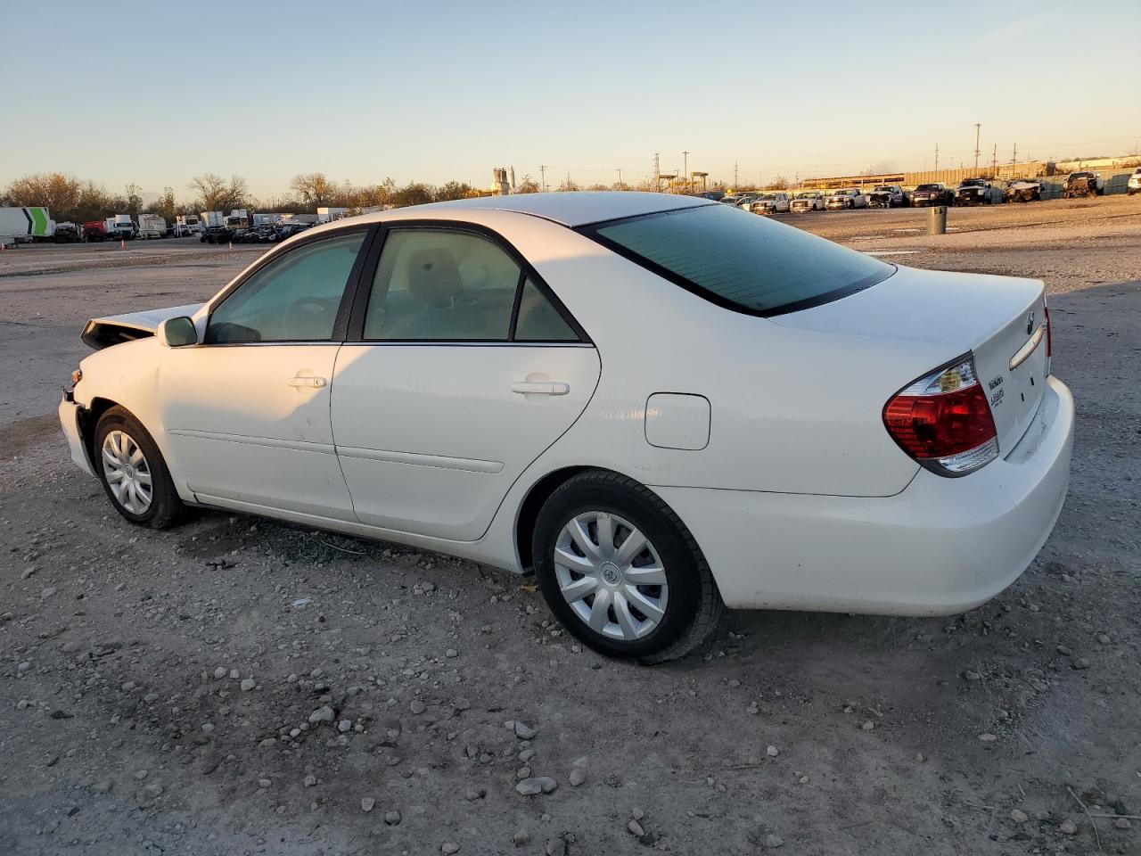 2006 Toyota Camry - Image 2