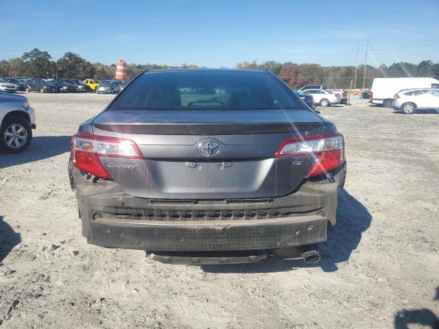 Sedans TOYOTA CAMRY 2012 Szary