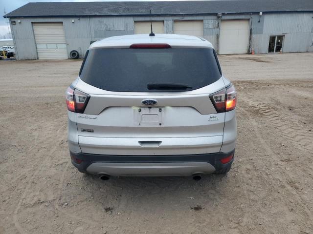  FORD ESCAPE 2017 Серебристый