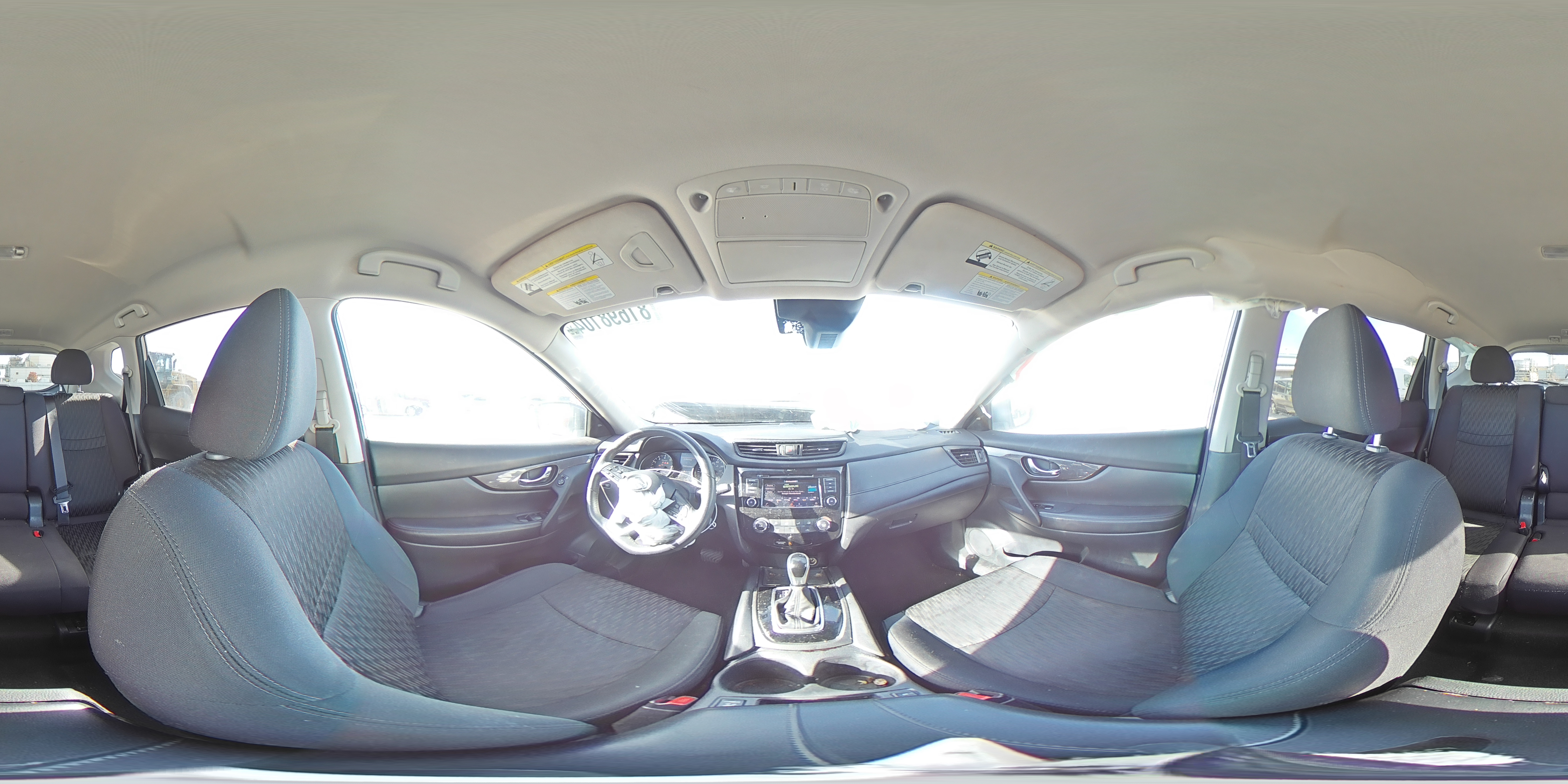 2019 Nissan Rogue - Image 14