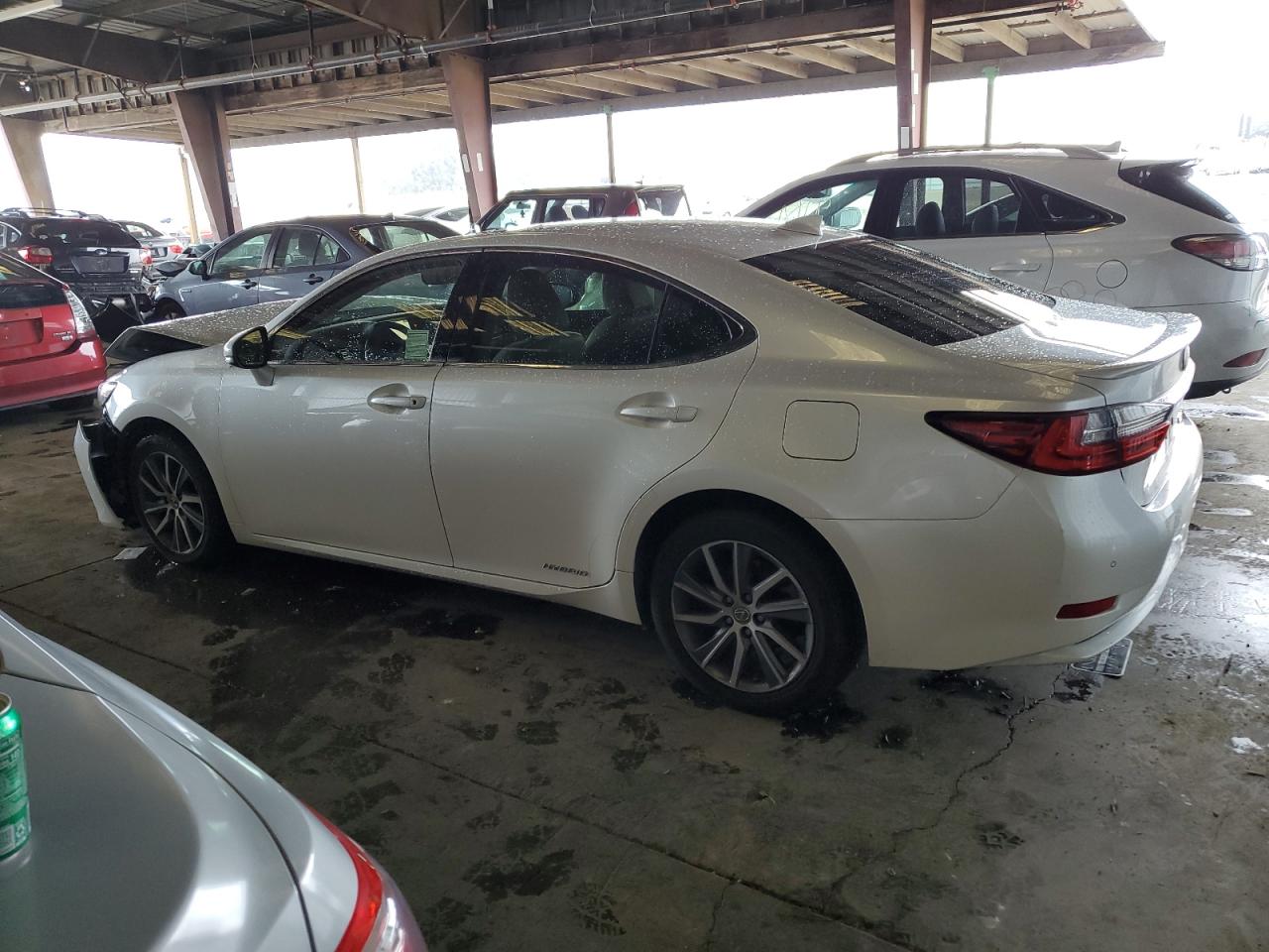 VIN JTHBW1GG5G2106781 2016 LEXUS ES300 no.2