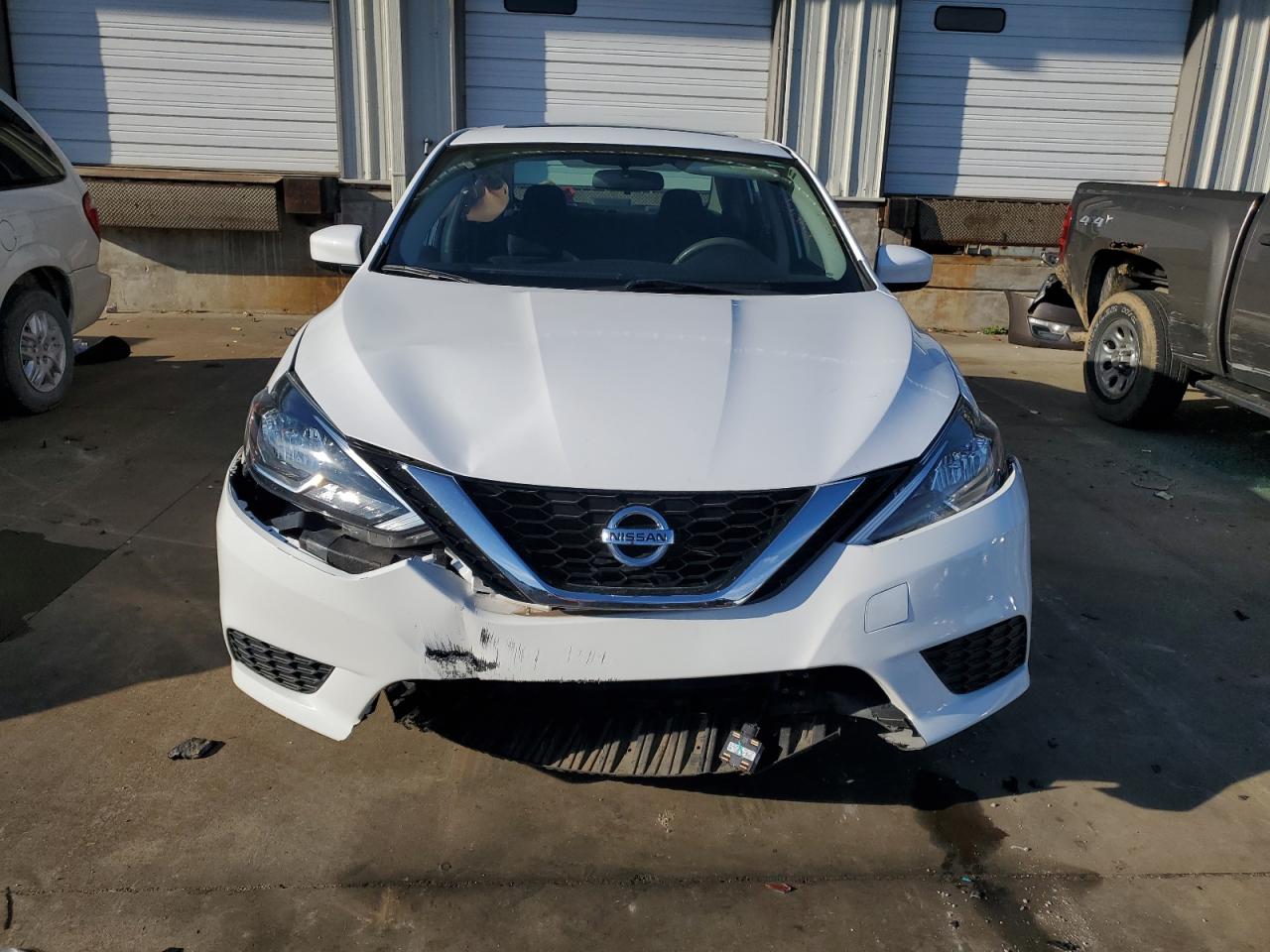2019 Nissan Sentra - Image 5