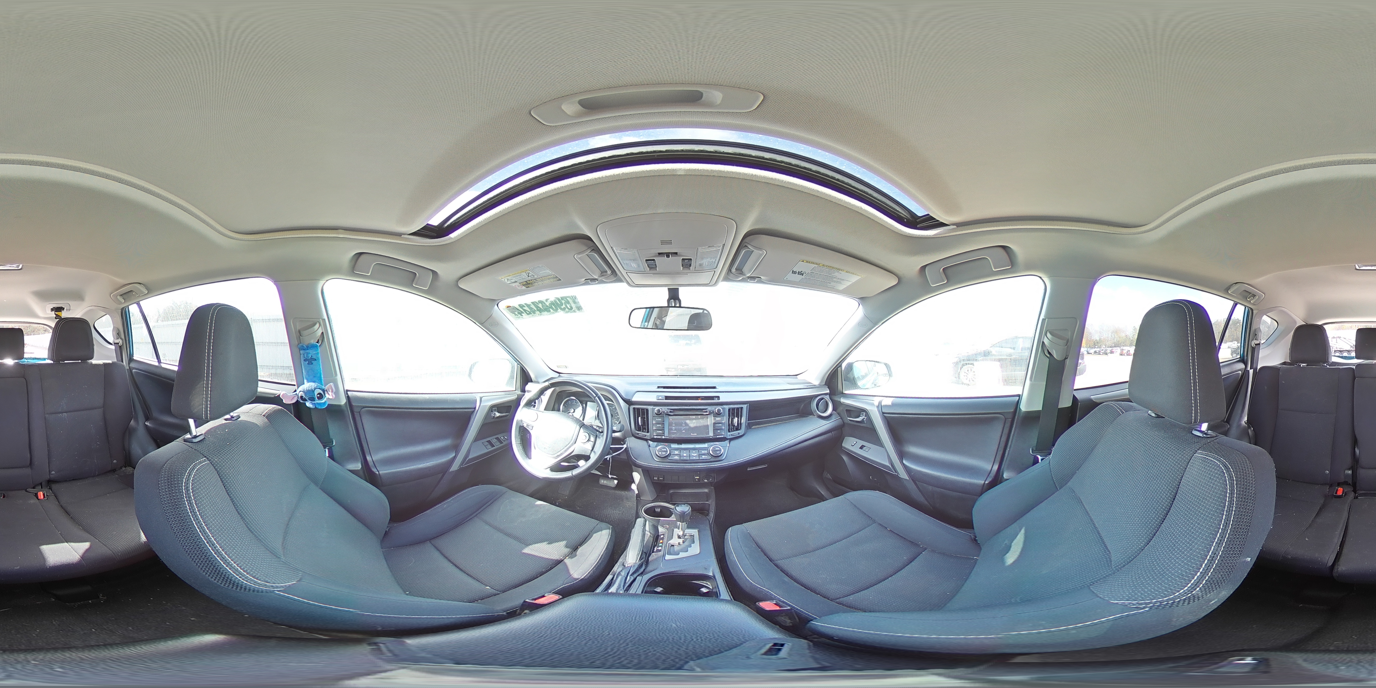2016 Toyota RAV 4 - Image 14