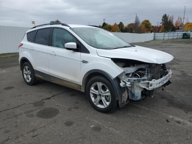  FORD ESCAPE 2015 Biały