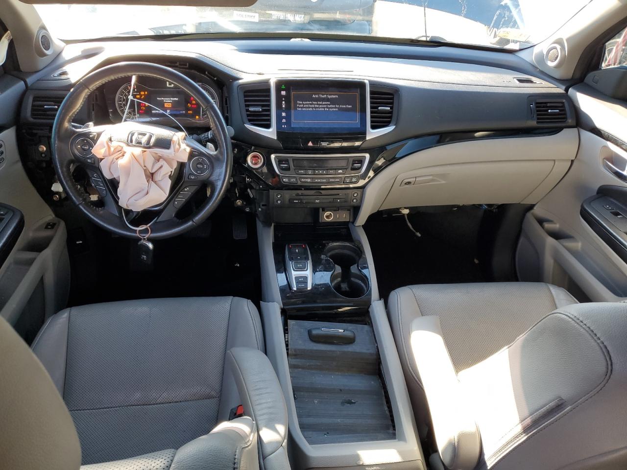 2016 Honda Pilot - Image 8