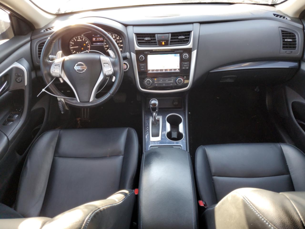 2018 Nissan Altima - Image 8