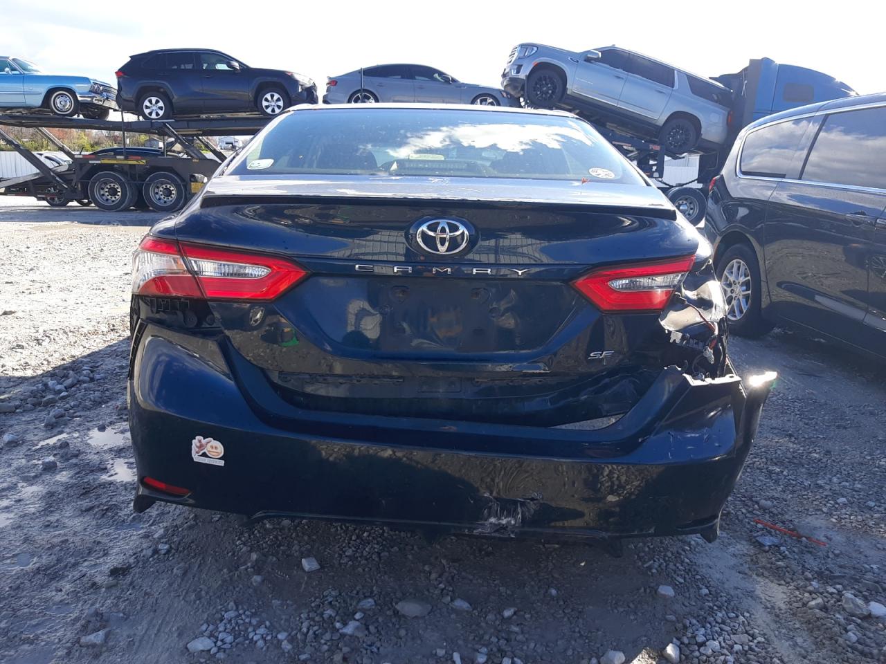 VIN JTNB11HK8J3027864 2018 TOYOTA CAMRY no.6