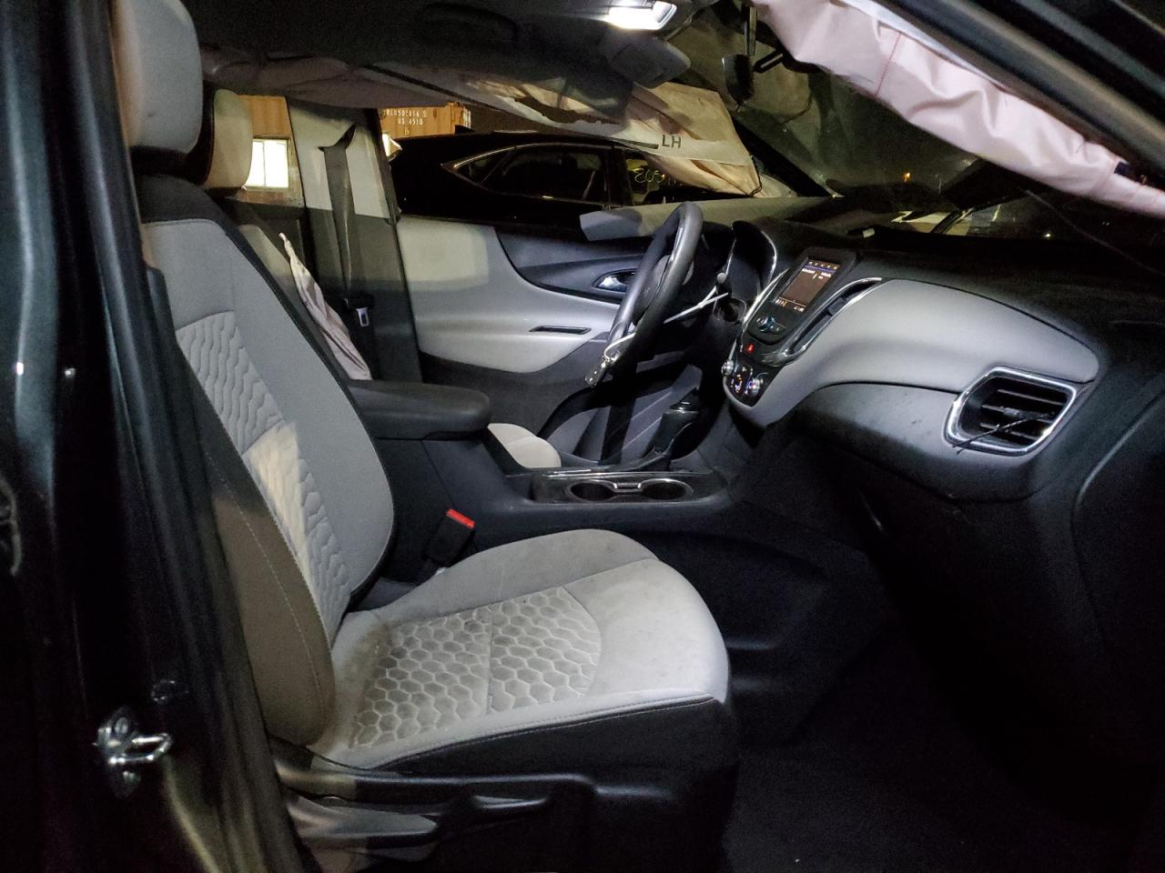2020 Chevrolet Equinox - Image 7