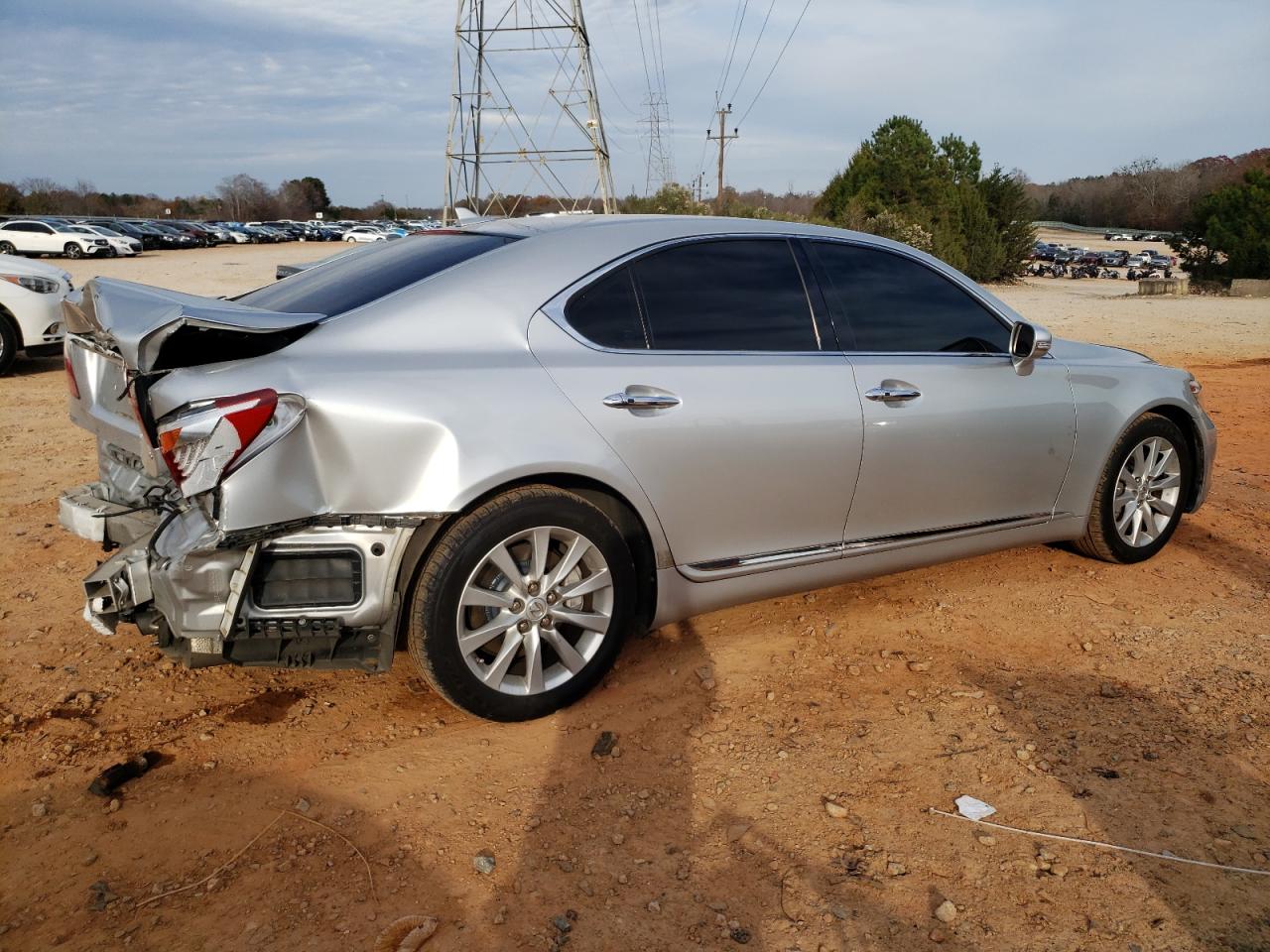 2012 Lexus LS - Image 3