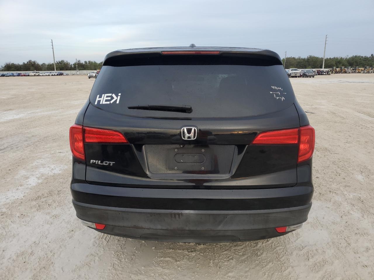 2016 Honda Pilot - Image 6