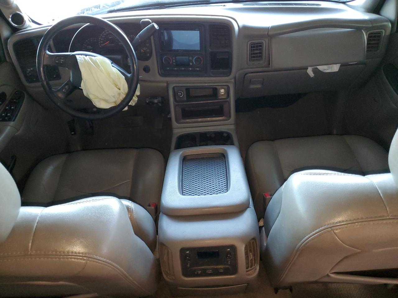 2006 Chevrolet Silverado - Image 8