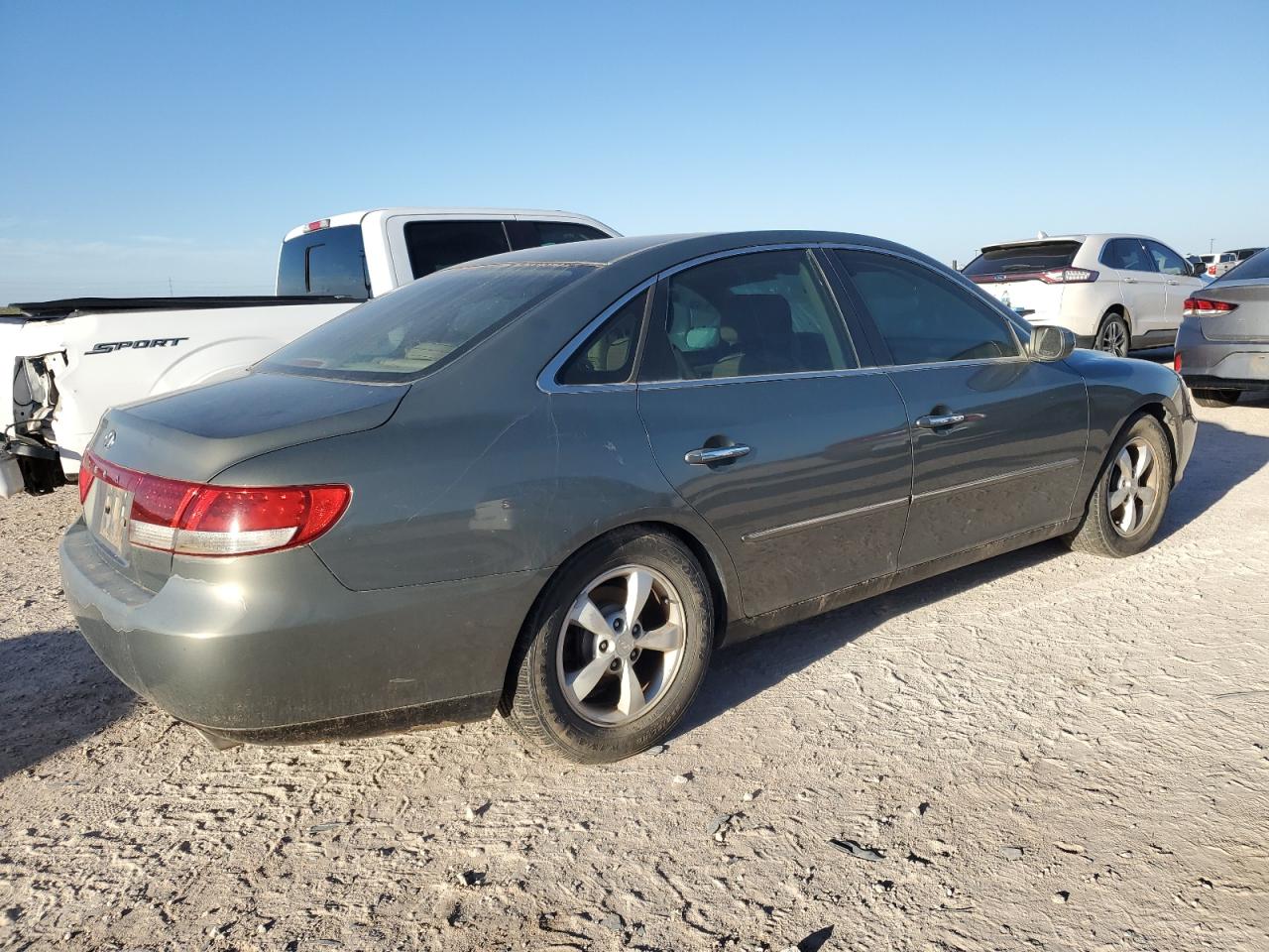 2007 Hyundai Azera - Image 3