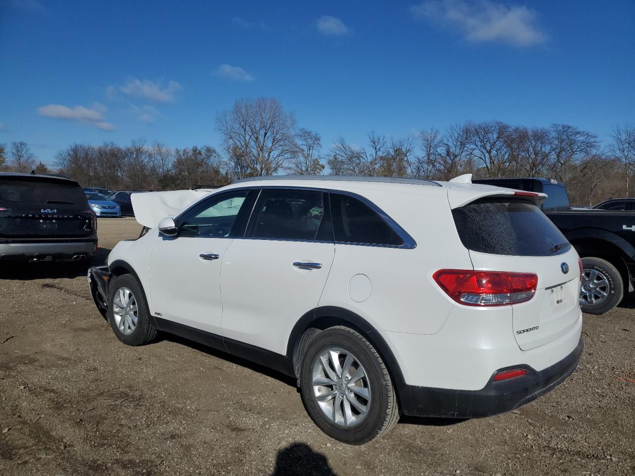 2018 Kia Sorento Lx VIN: 5XYPGDA35JG410914 Lot: 81526414