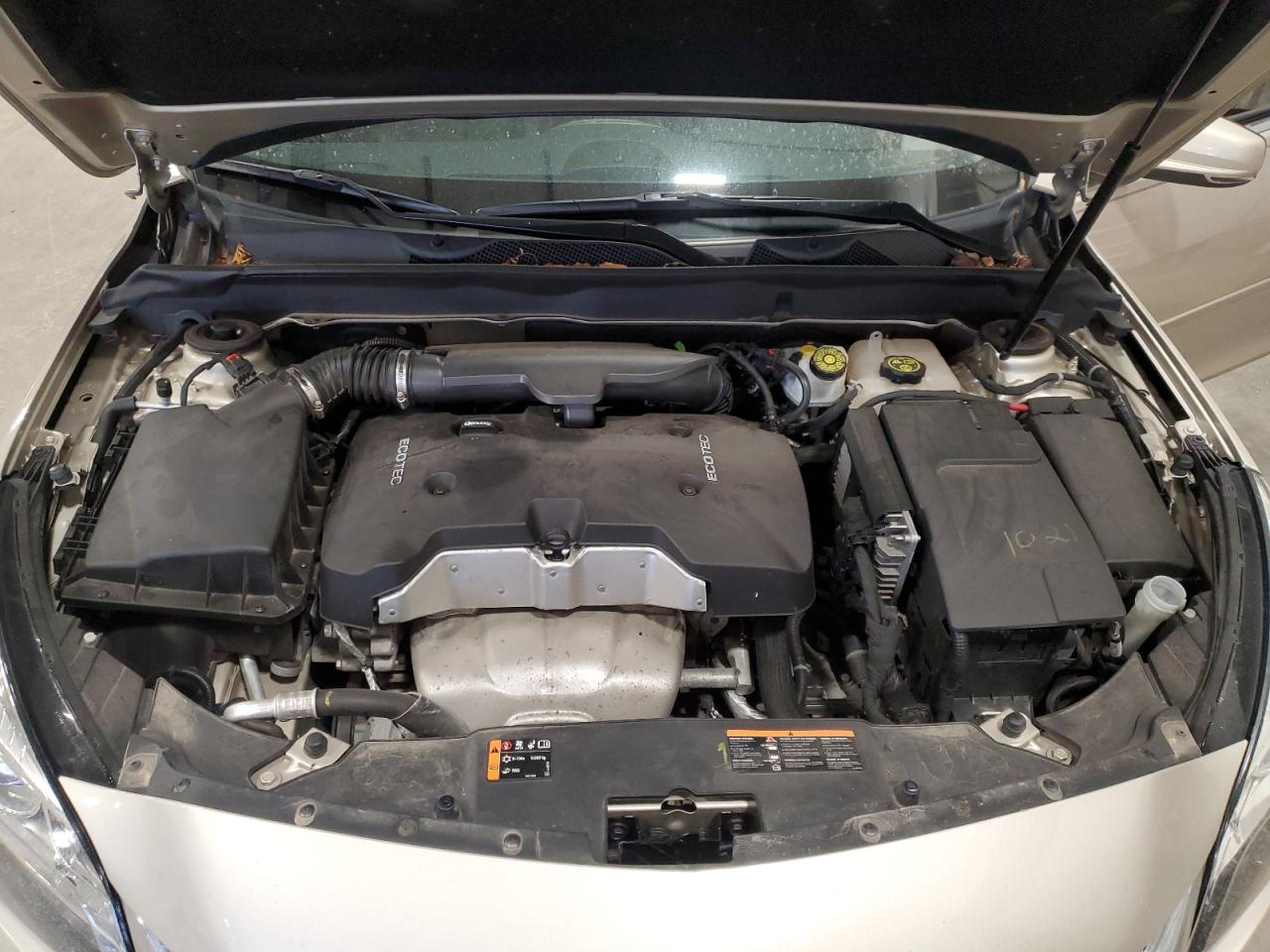 2015 Chevrolet Malibu - Image 11