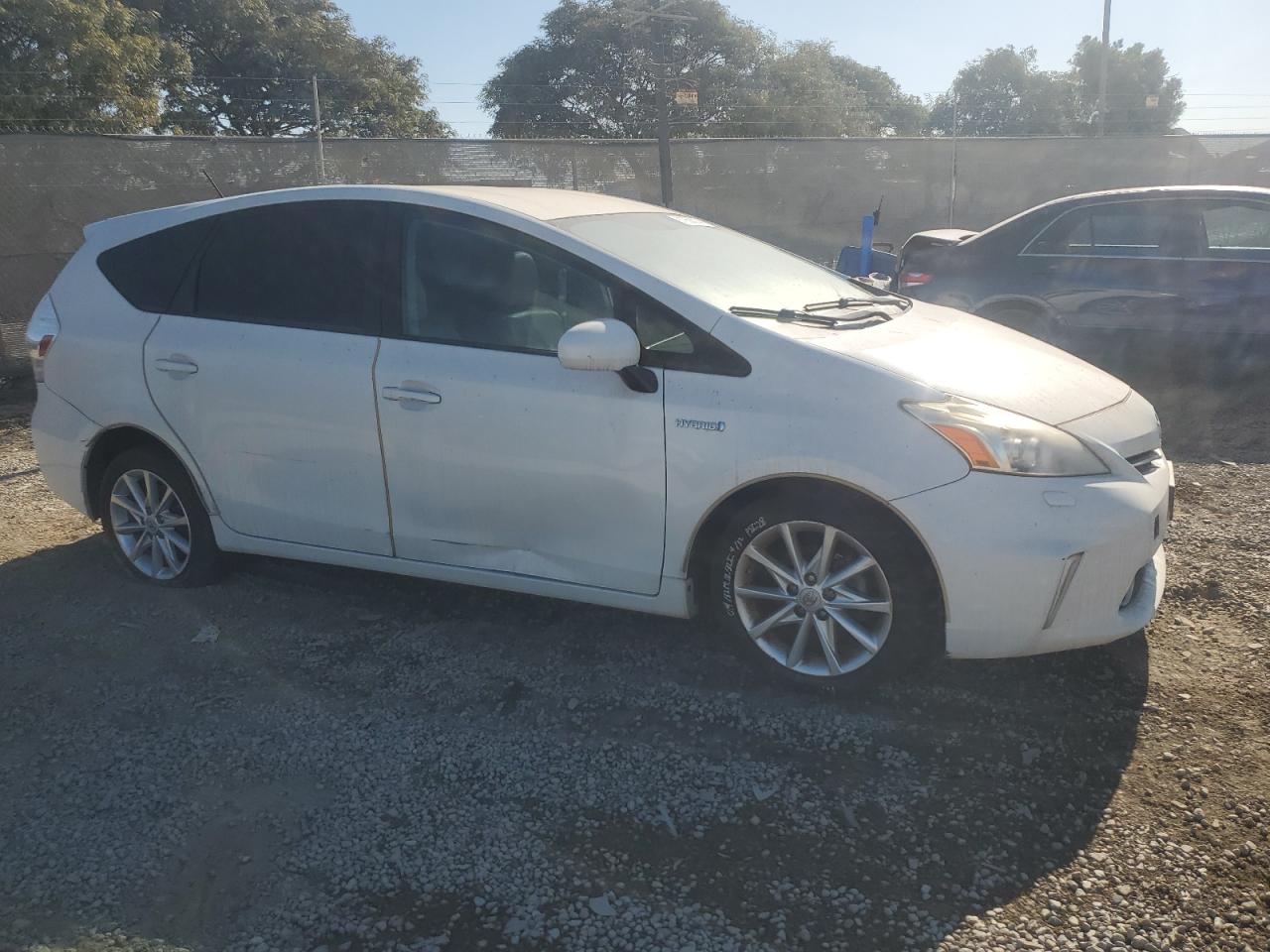2013 Toyota Prius - Image 4