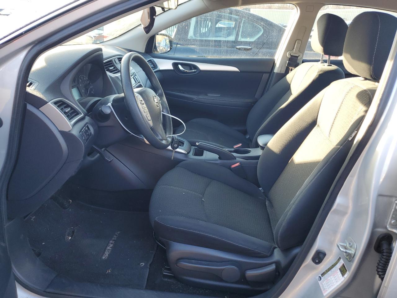 2017 Nissan Sentra - Image 7