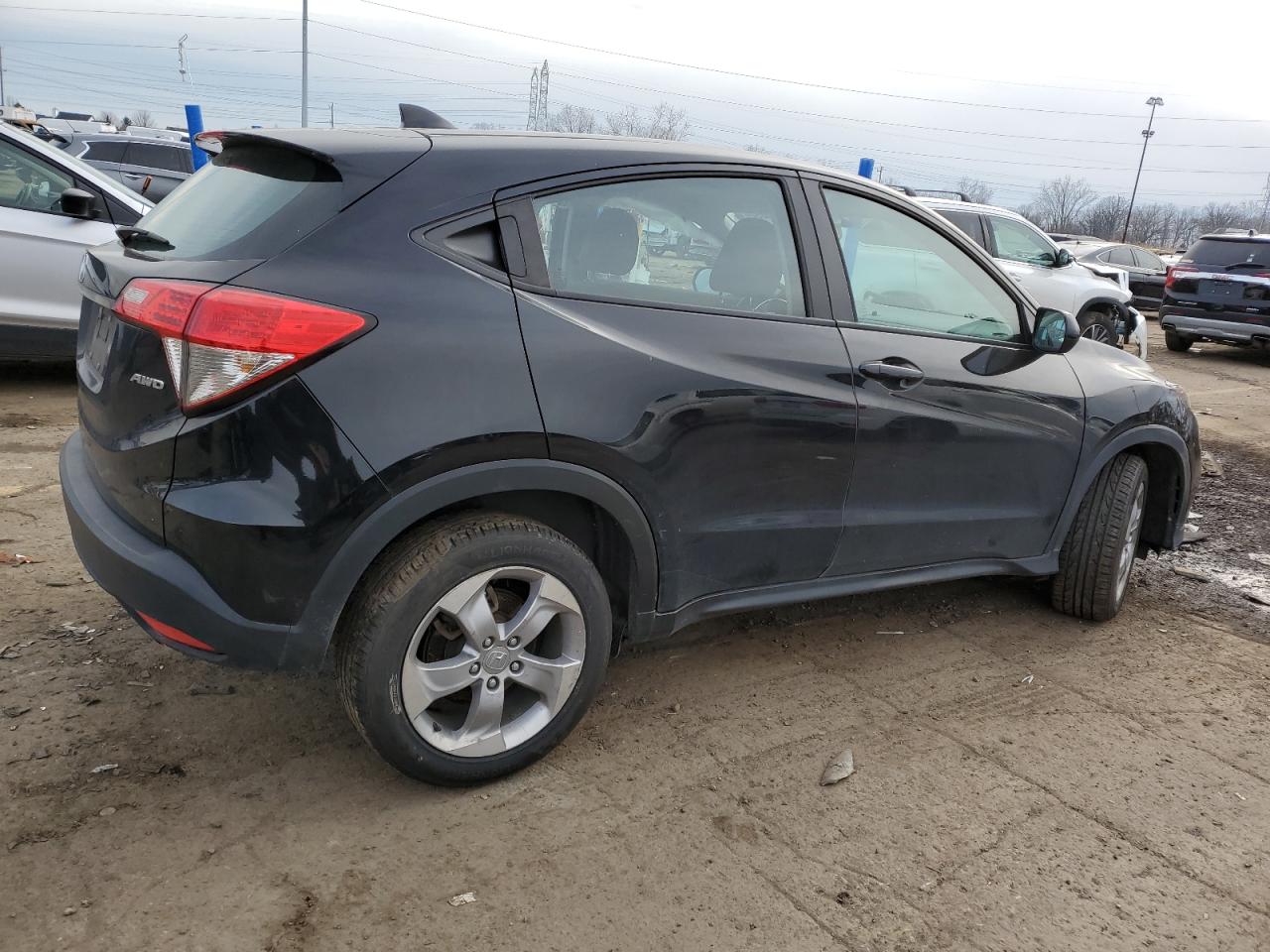 VIN 3CZRU6H31KG734877 2019 HONDA HR-V no.3