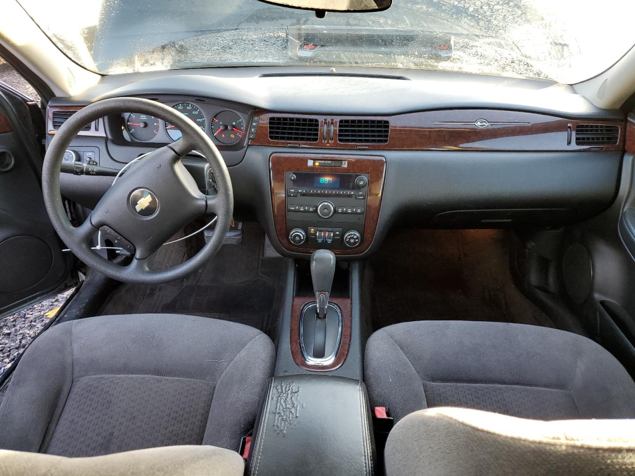 2010 Chevrolet Impala - Image 8