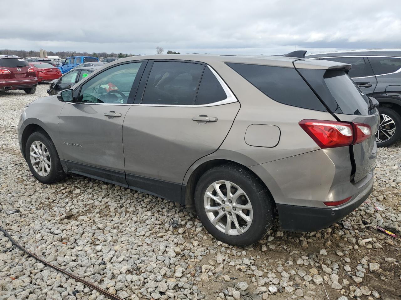 2018 Chevrolet Equinox - Image 2