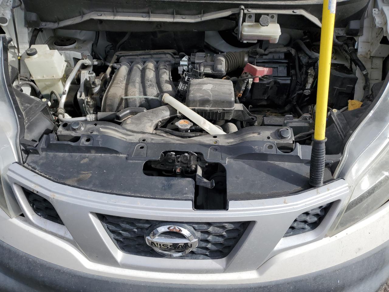 2016 Nissan NV - Image 12