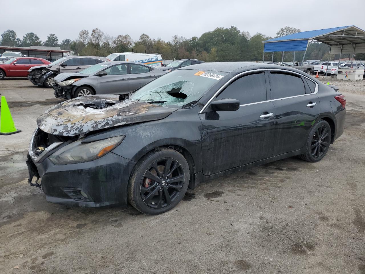 2017 Nissan Altima - Image 1