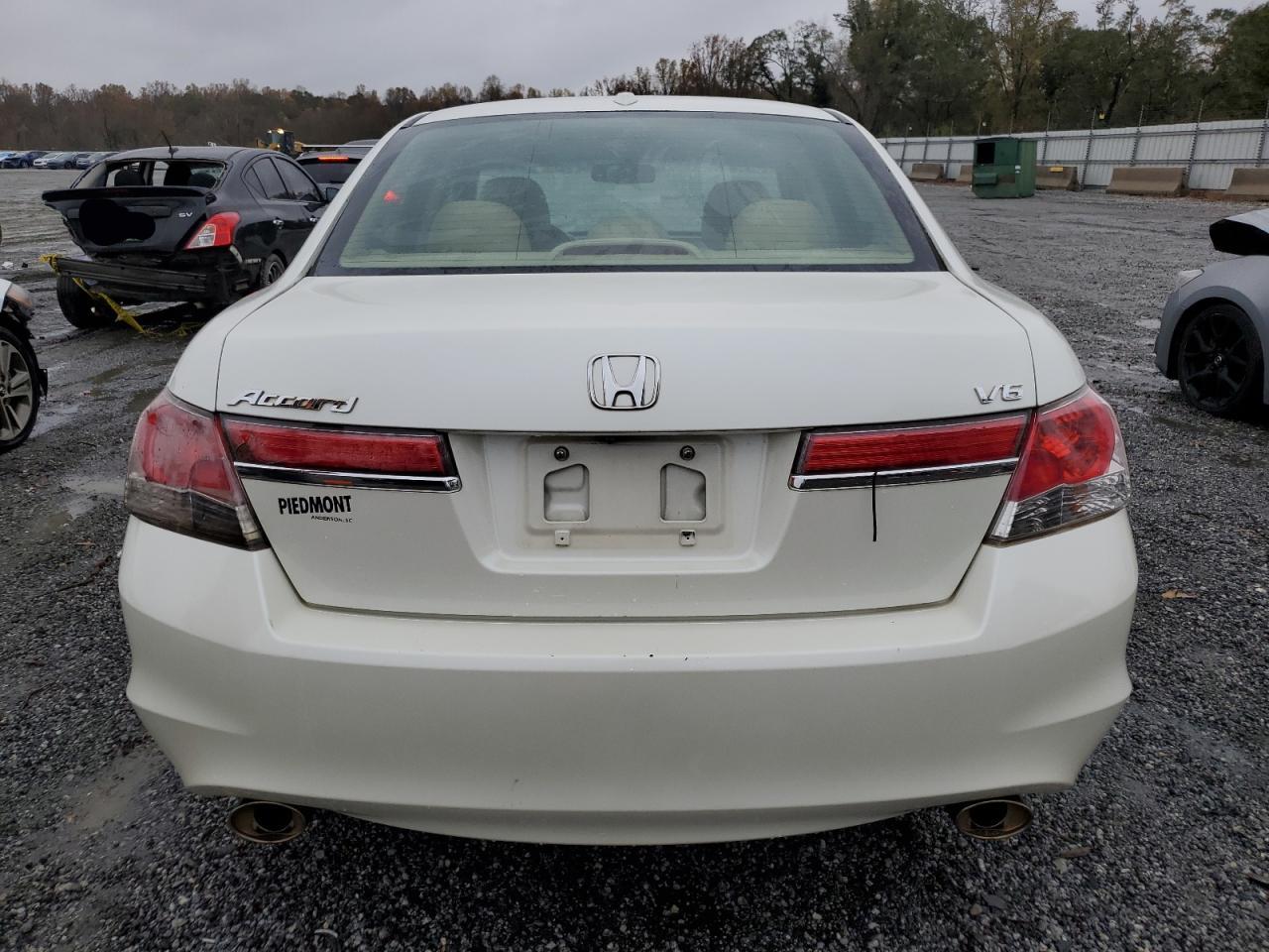 2011 Honda Accord - Image 6