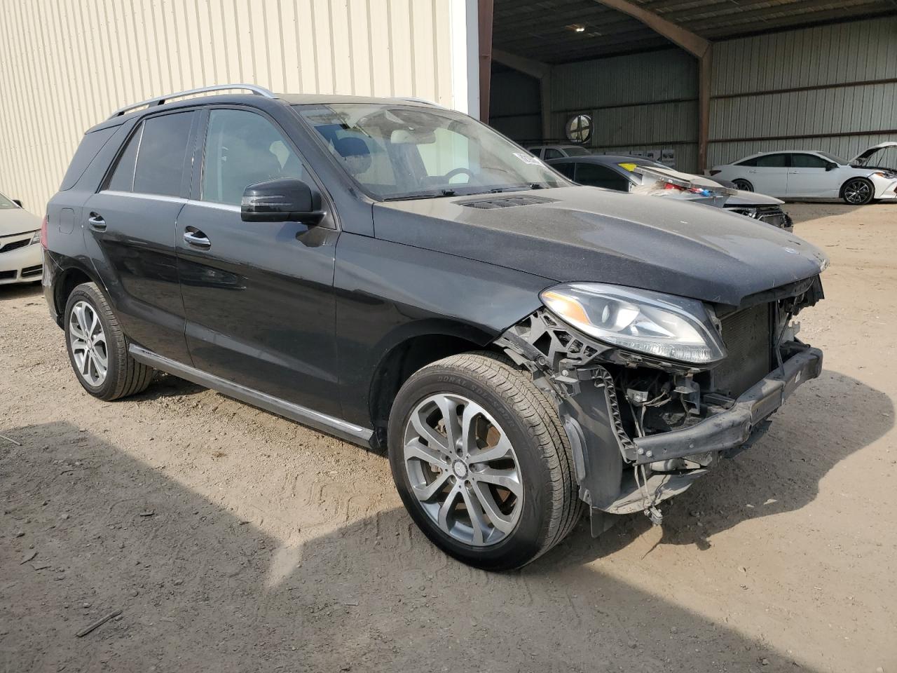 2016 Mercedes-Benz GLE - Image 4