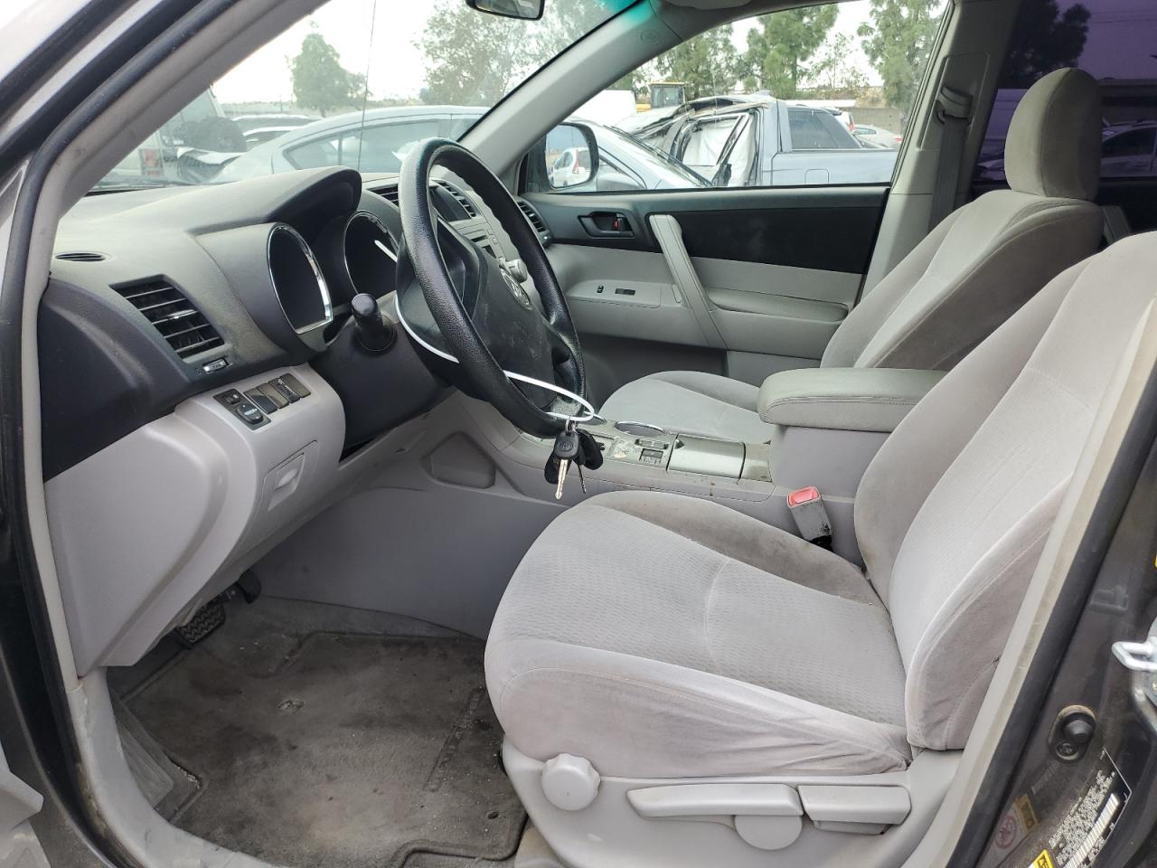 2010 Toyota Highlander - Image 7