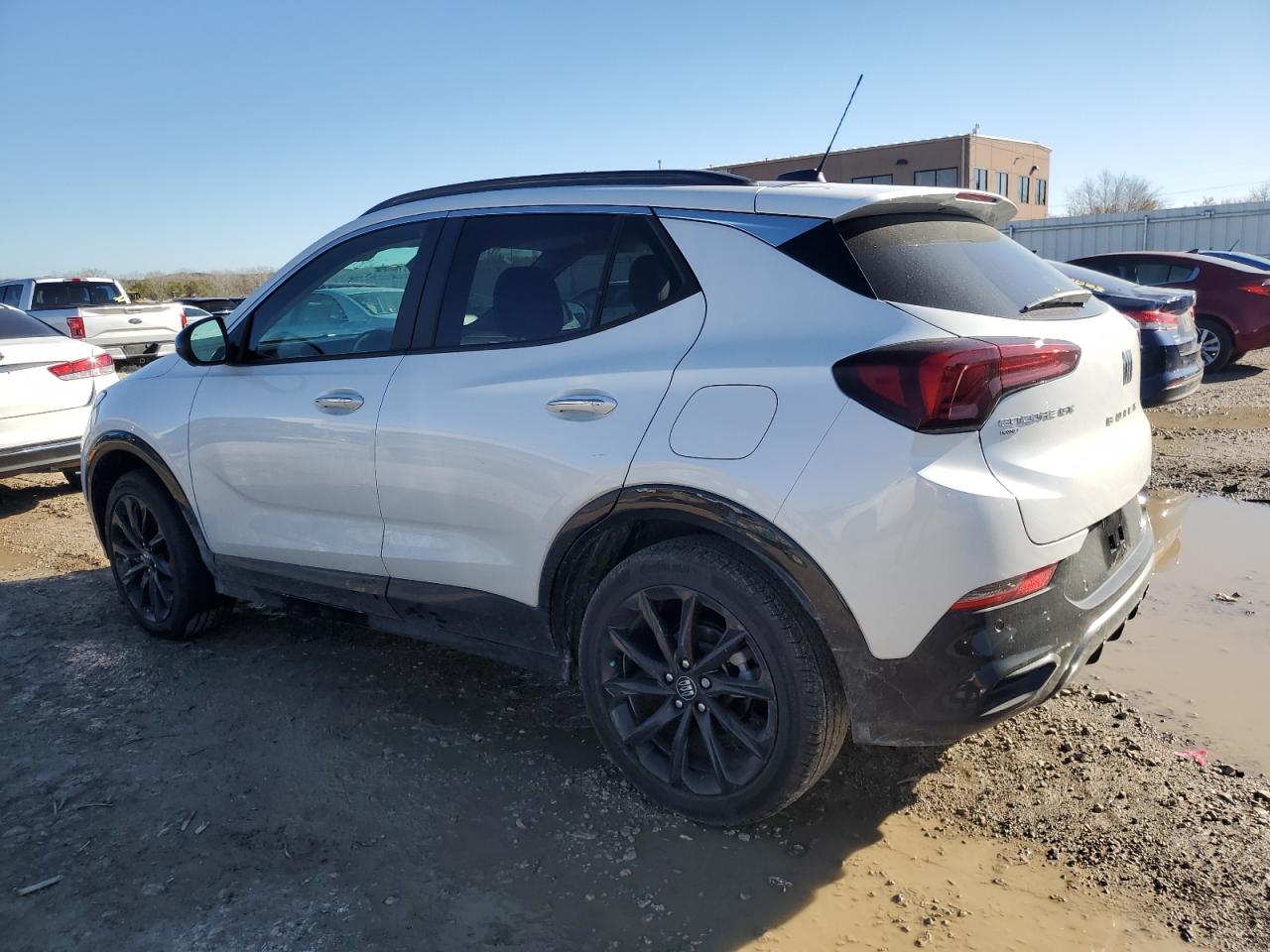 KL4AMESL4RB206365 2024 BUICK ENCORE - Image 2