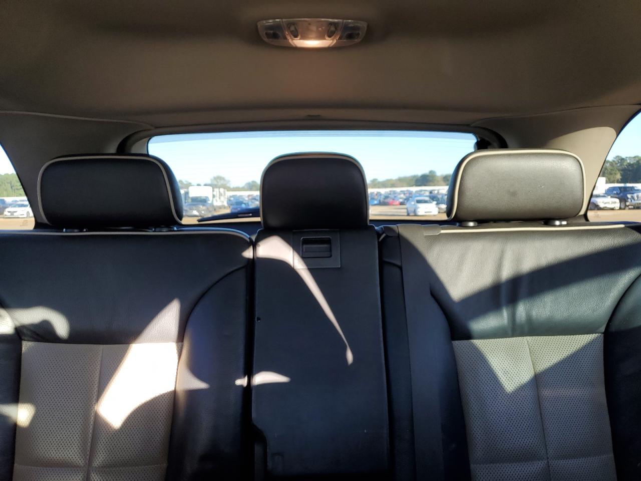 2008 Lincoln MKX - Image 10