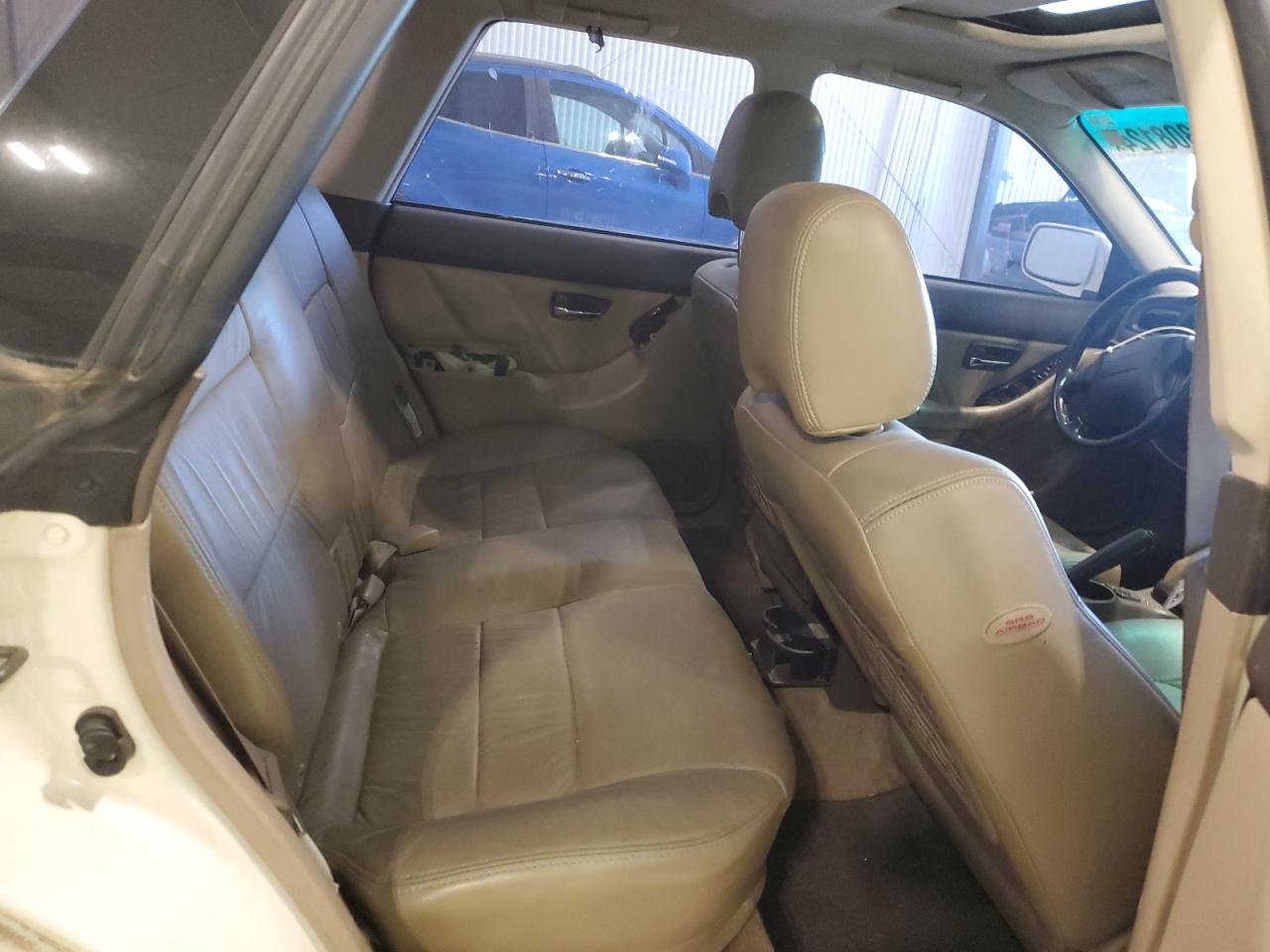 2002 Subaru Legacy - Image 11