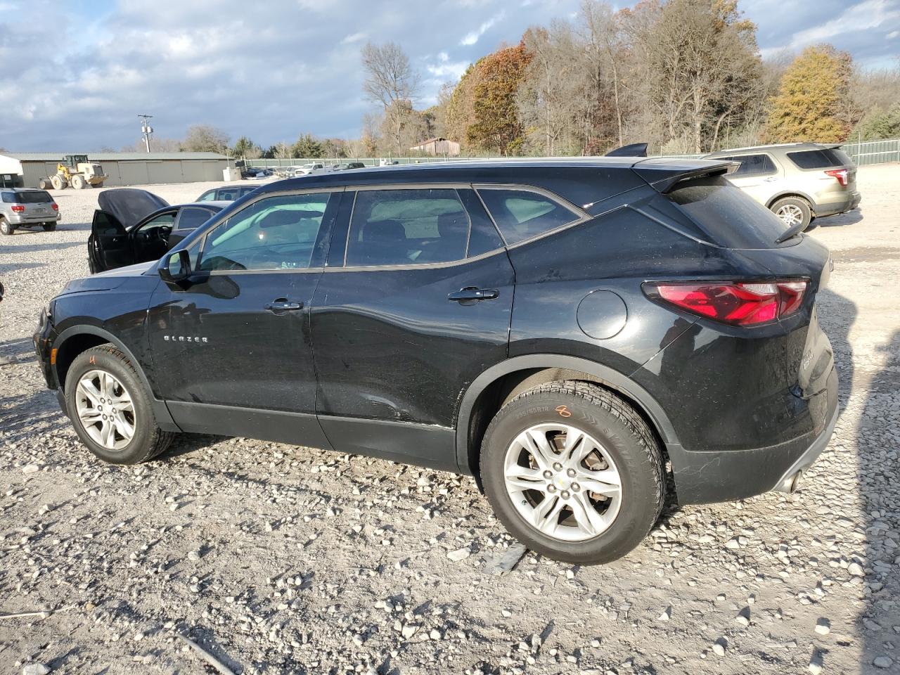 2019 Chevrolet Blazer - Image 2