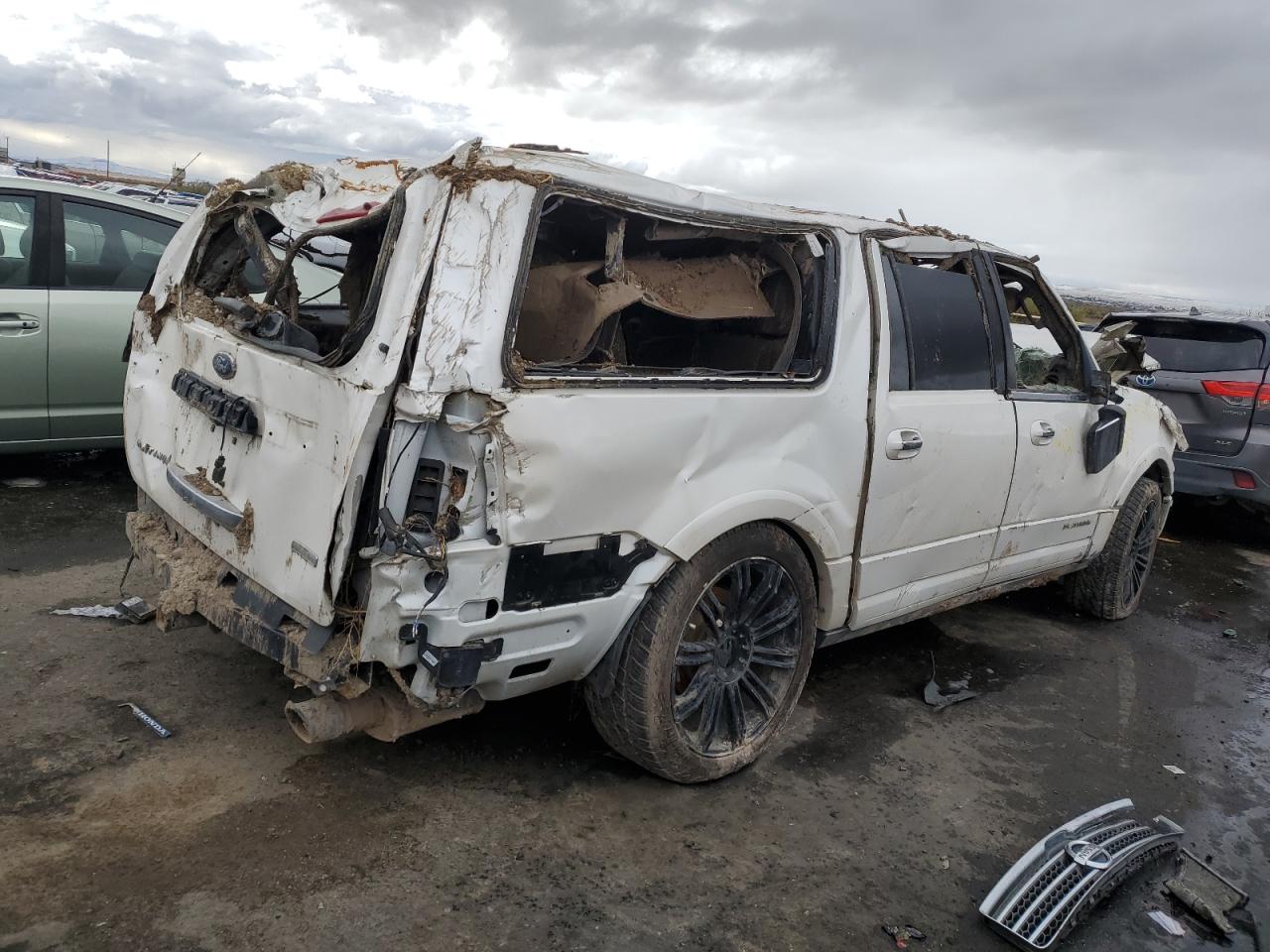 VIN 1FMJK1LT7HEA37163 2017 FORD EXPEDITION no.3