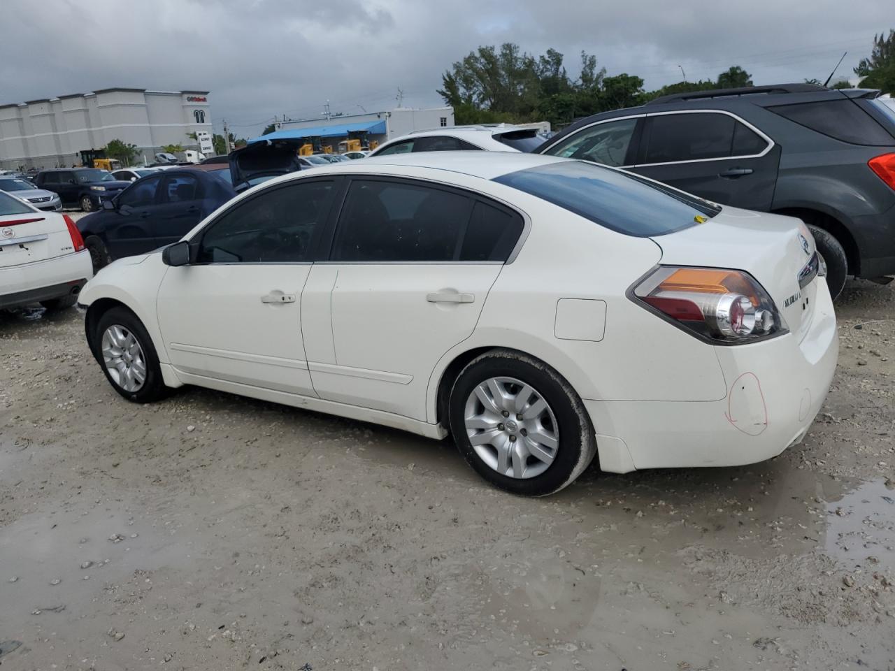 2012 Nissan Altima - Image 2