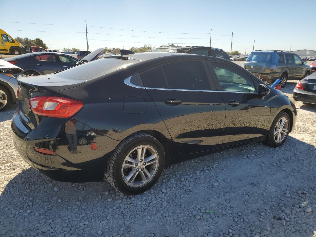 2016 Chevrolet Cruze - Image 3