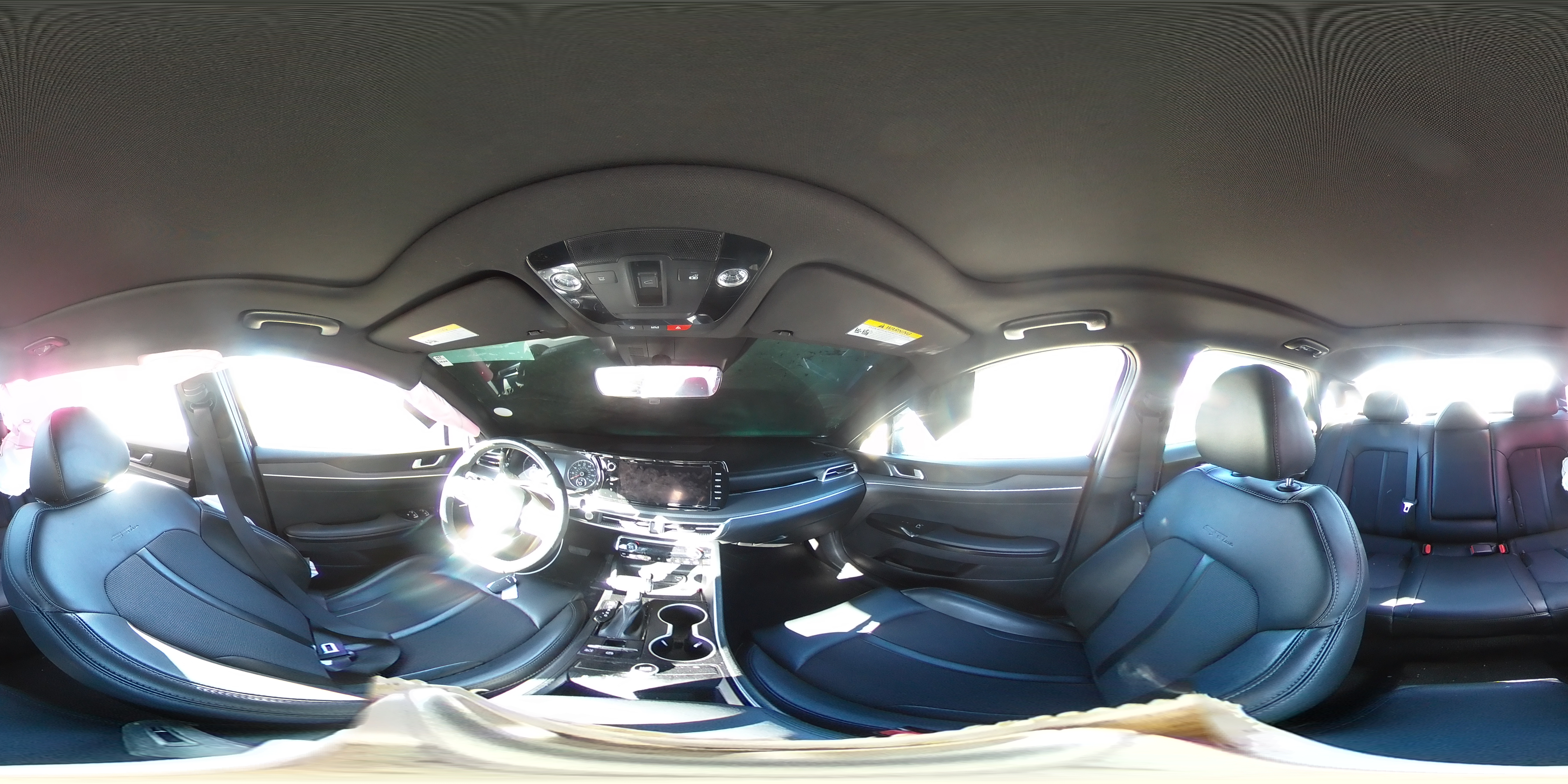2023 Kia K5 - Image 12